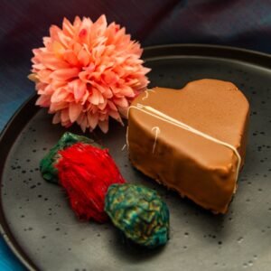 Buena Heart Cake
