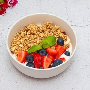 Yoghurt with Granola & Berries